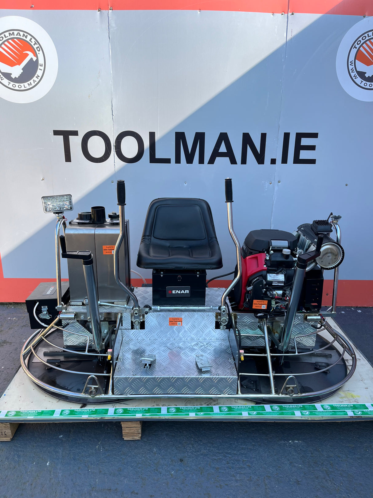 Enar Honda Ride-On Power Float with Honda GX690 Engine (Complete With Pan & Blades)