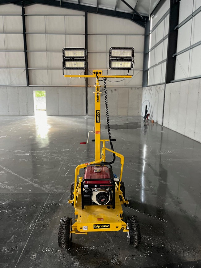 Dynamic Floodlight Tower with Honda Generator