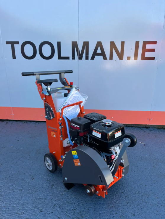 Husqvarna FS 400 Road Saw