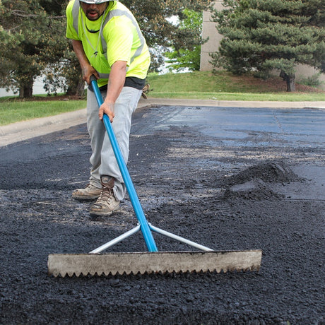Kraft 24" Magnesium Asphalt Rake with 7 Foot Handle