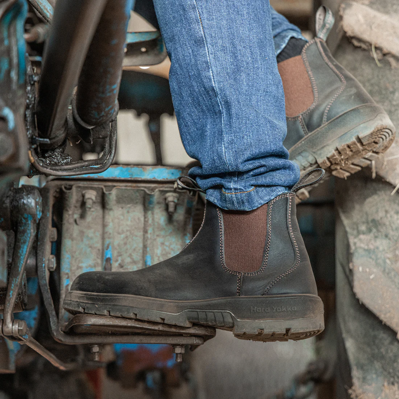 Hard yakka top utility boots