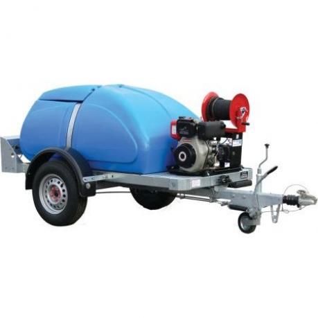 Honda Towable Bowser with Petrol-Driven Pressure Washer